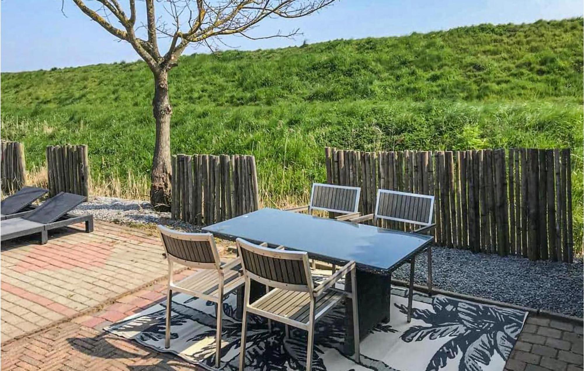 Beautiful Home In Sint-Annaland With Kitchen Exteriér fotografie