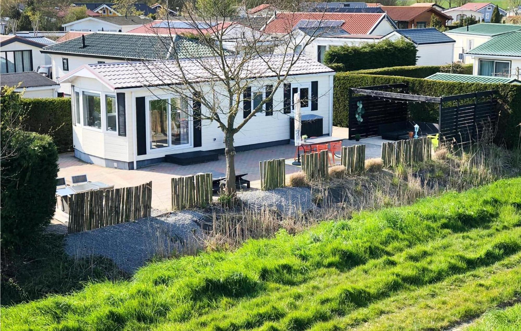 Beautiful Home In Sint-Annaland With Kitchen Exteriér fotografie